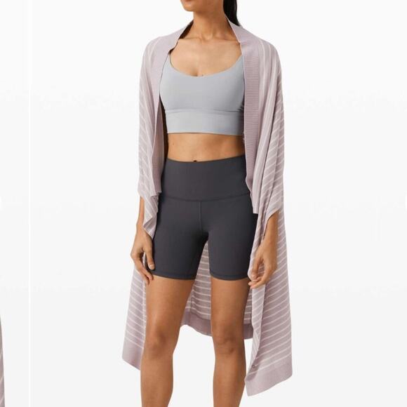 Lululemon forward flow poncho size OS purple and white - Picture 4 of 13